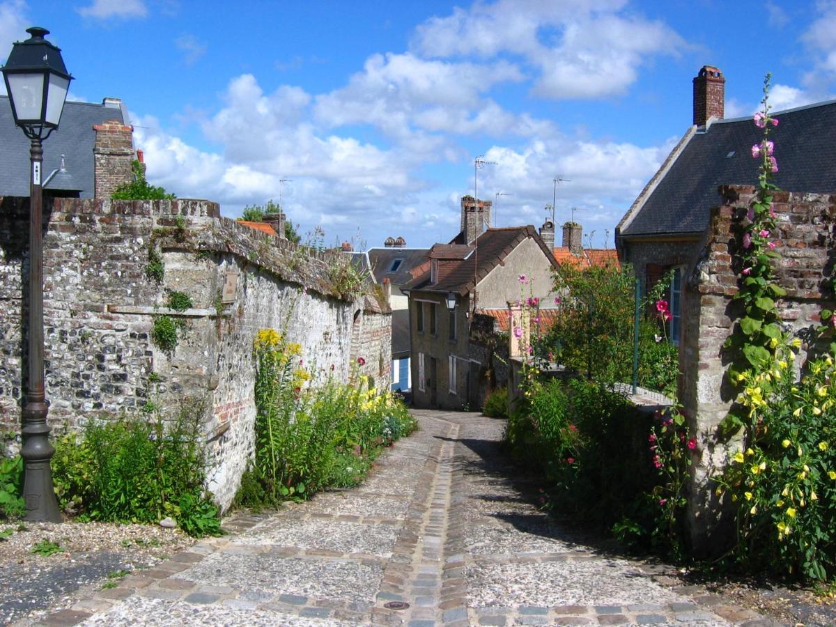 "Chez Michel " Les Gites De Sery Bouillancourt-en-Sery Eksteriør billede